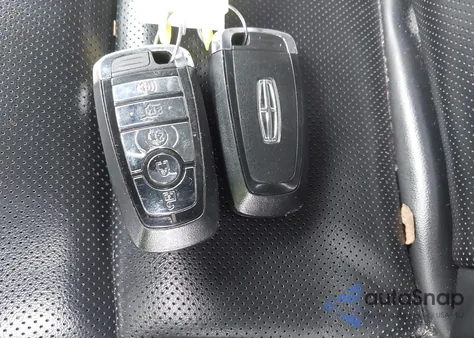 2020 Lincoln Corsair Standard из США, поврежденный, VIN 5LMCJ1C99LUL10857